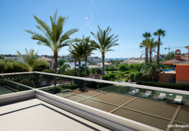 4+1 bedroom villa within walking distance of the sea in Porto de Mós, Lagos 4+1 bedroom villa within walking distance of the sea in Porto de Mós, Lagos