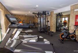 2 Bedroom Apartment (Duplex) 2 Bedroom Apartment (Duplex)