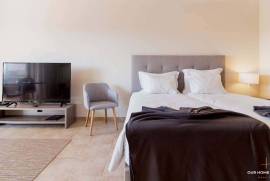 0 Bedroom Apartment -Duplex