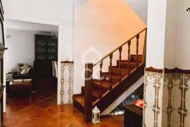 4 bedroom terraced house in Aver-o-mar