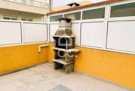 4 bedroom terraced house in Aver-o-mar