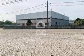 Warehouse for rent in Carreira
