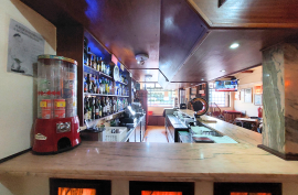 Bar with 2 bathrooms, 2 storage rooms, and a terrace - Bemposta, Portimão, Portugal