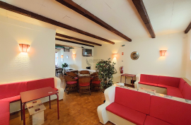 Bar with 2 bathrooms, 2 storage rooms, and a terrace - Bemposta, Portimão, Portugal