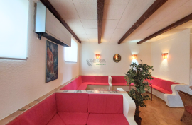 Bar with 2 bathrooms, 2 storage rooms, and a terrace - Bemposta, Portimão, Portugal