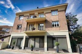 Pont Canavese,real estate for living and investing