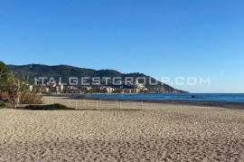 Diano Marina 50 METERS FROM THE BEACH - NEW 3 ROOMS GROUND FLOOR - TERRACE - PARKING