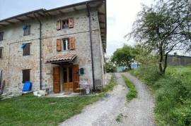 Stunning 3 Bedroom Italian House for Sale in Sparvo Bologna