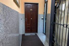 Luxury 3 Bed Apartment For Sale In Naples