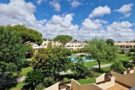 2+1 bedroom villa in private condominium in Vila Sol