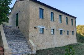 5 Bed Renovated Farmhouse For Sale In Palmiano Marche Italy