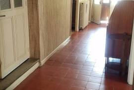 Large Winegrower Home With Garage, Courtyard And Terrace