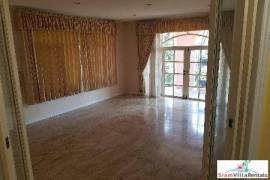 Windmill Village Bangna Golf Course | Extra Large Four Bedroom Home with Pool near the Airport