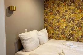 Apt. Princess Aphrodite | Central