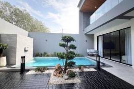 Exquisite Villa for Sale in Thalang