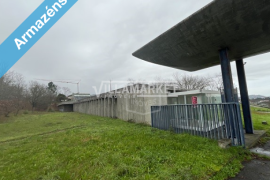 Warehouse with 719.50m2 on a plot of land with 11730 m2 located in Lordelo in Guimarães