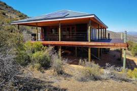 Luxurious 3 Bedroom Retreat in Touwsberg Private Game and Nature Reserve South