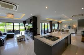 Luxury 3 Bed Villa For Sale In Black Mountain Golf Resort Hua Hin