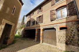 Former Domaine With Wine-growing Barn and Terraces