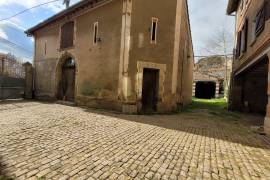 Former Domaine With Wine-growing Barn and Terraces