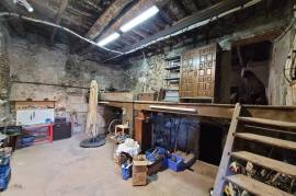 Beautiful And Spacious Former Vine-Growing Property Beautiful And Spacious Former Vine-Growing Property