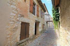 Investment property in the heart of Monflanquin's bastide