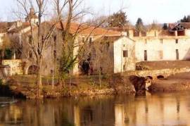Watermill from the XV century on the banks of the Lot river in need of full renovation