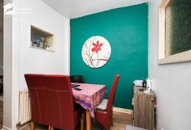 2 bedroom, Terraced House for sale