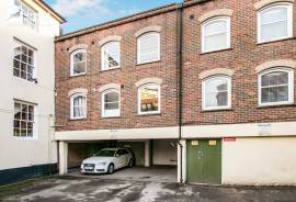 2 bedroom, Town house for sale