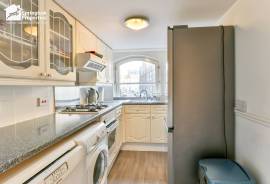 2 bedroom, Town house for sale