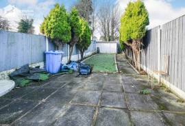 2 bedroom, Terraced House for sale