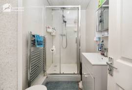 2 bedroom, Terraced House for sale