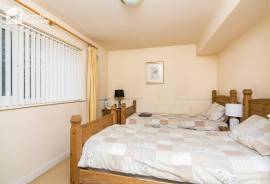 3 bedroom, Detached house for sale