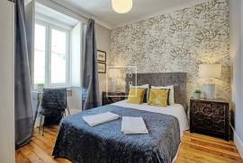 Charming duplex, 200m2, 5 bedrooms, Anjos, Arroios Charming duplex, 200m2, 5 bedrooms, Anjos, Arroios