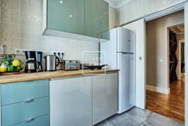 Charming duplex, 200m2, 5 bedrooms, Anjos, Arroios Charming duplex, 200m2, 5 bedrooms, Anjos, Arroios