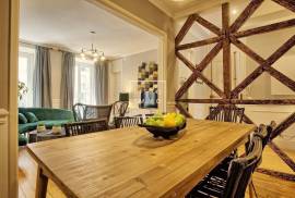 Charming duplex, 200m2, 5 bedrooms, Anjos, Arroios Charming duplex, 200m2, 5 bedrooms, Anjos, Arroios