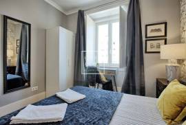 Charming duplex, 200m2, 5 bedrooms, Anjos, Arroios Charming duplex, 200m2, 5 bedrooms, Anjos, Arroios