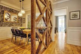 Charming duplex, 200m2, 5 bedrooms, Anjos, Arroios Charming duplex, 200m2, 5 bedrooms, Anjos, Arroios