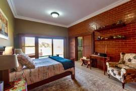 Luxury Estate with Multiple Properties For Sale In Vaaldam South