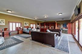 Luxury Estate with Multiple Properties For Sale In Vaaldam South