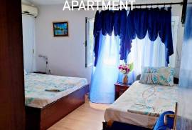 2 Villas with 9 Apartments For Sale In Sutomore