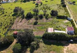 Land with Mobile Home, Annex & Garage in Espiche | Luz, Lagos, Algarve