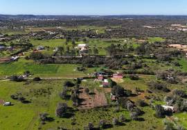 Land with Mobile Home, Annex & Garage in Espiche | Luz, Lagos, Algarve