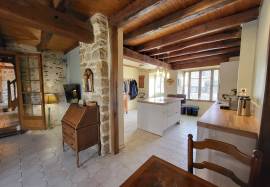 For Sale Stone 5/7 Bed Home, Near St Pardoux - Haute Vienne