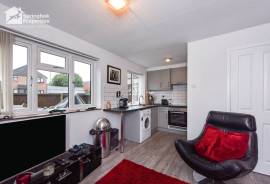 1 bedroom, Semi-detached house for sale