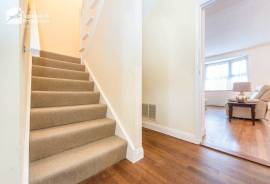 4 bedroom, Terraced House for sale