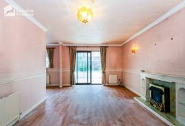2 bedroom, Detached bungalow for sale