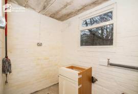 3 bedroom, Semi-detached house for sale