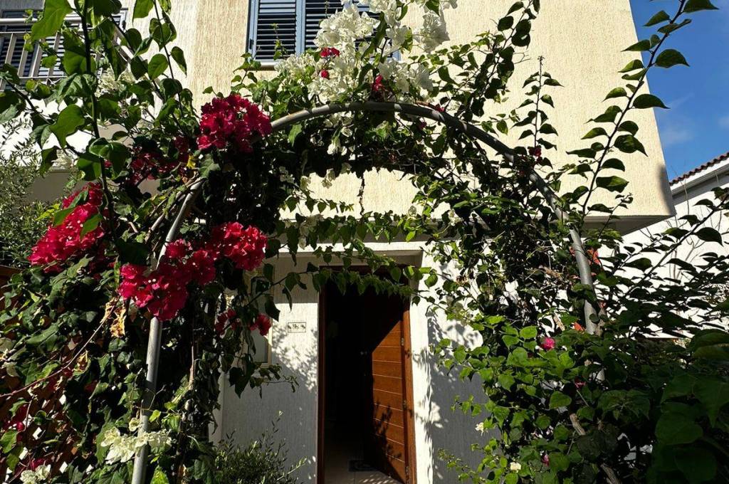 3 Bedroom Townhouse With Roof Garden - Universal Area, Paphos