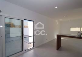Come and discover this true new jewel in Alcantarilha.